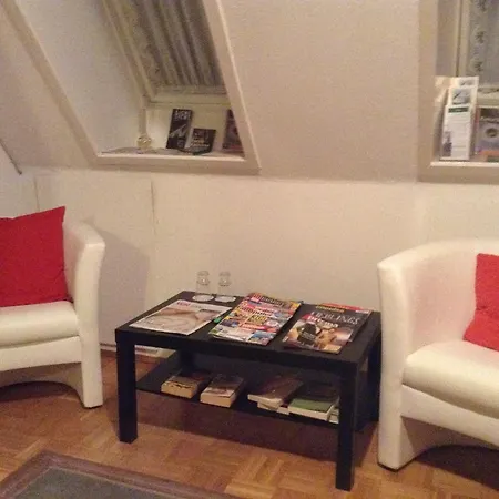 בית הארחה Altes Farmhaus Und Lienen