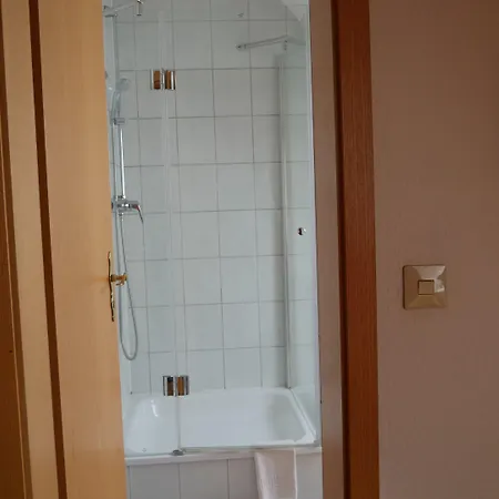 Altes Farmhaus Und 3* Lienen