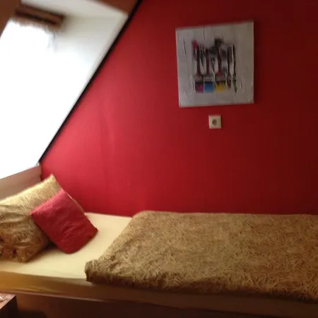 Pensjonat Altes Farmhaus Und