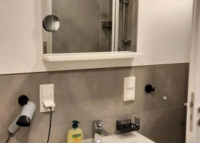 Altes Farmhaus Und Lienen