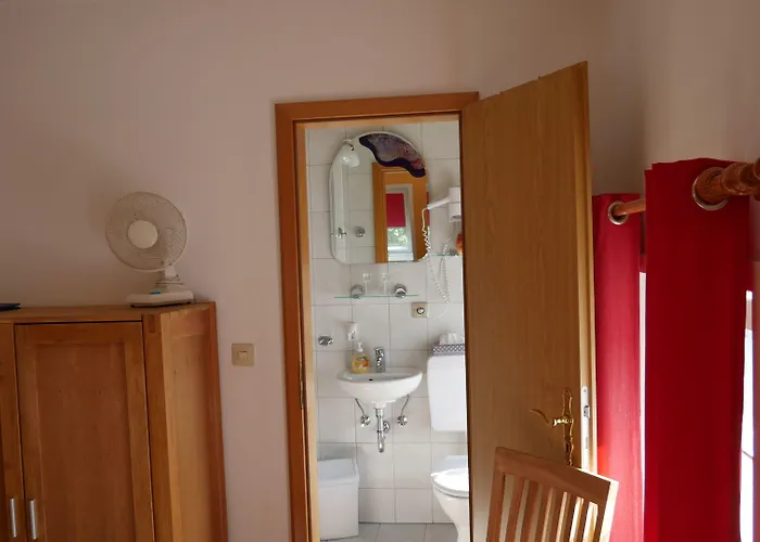 Altes Farmhaus Und Gæstehus 3*