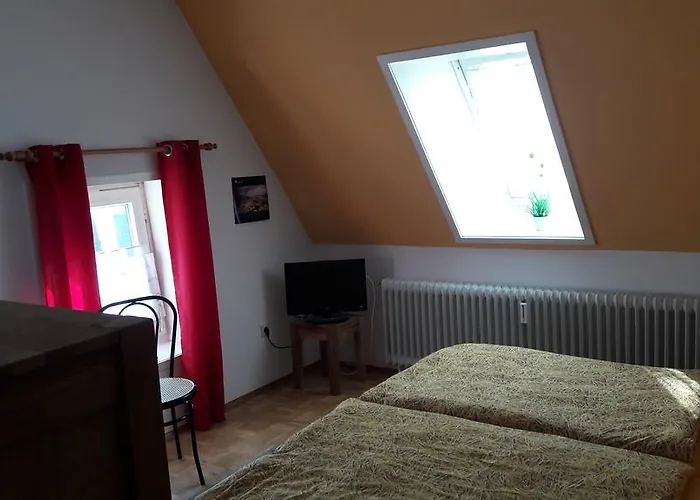 Altes Farmhaus Und Gæstehus 3*