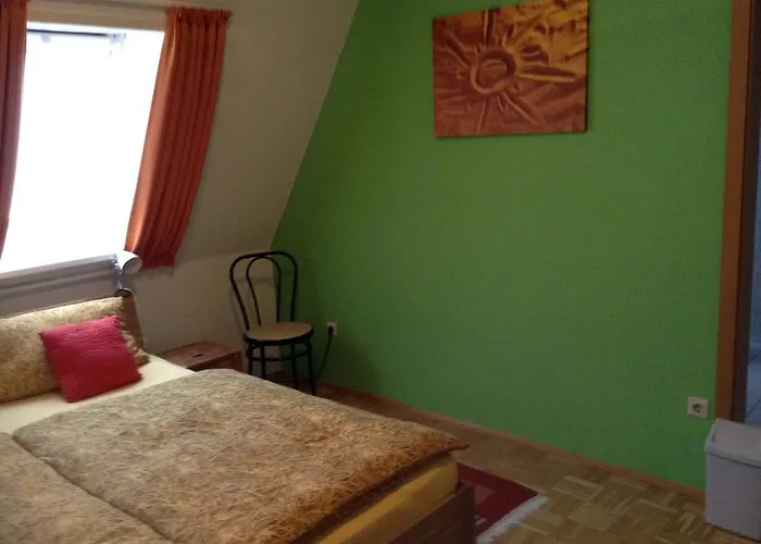 בית הארחה Altes Farmhaus Und 3*